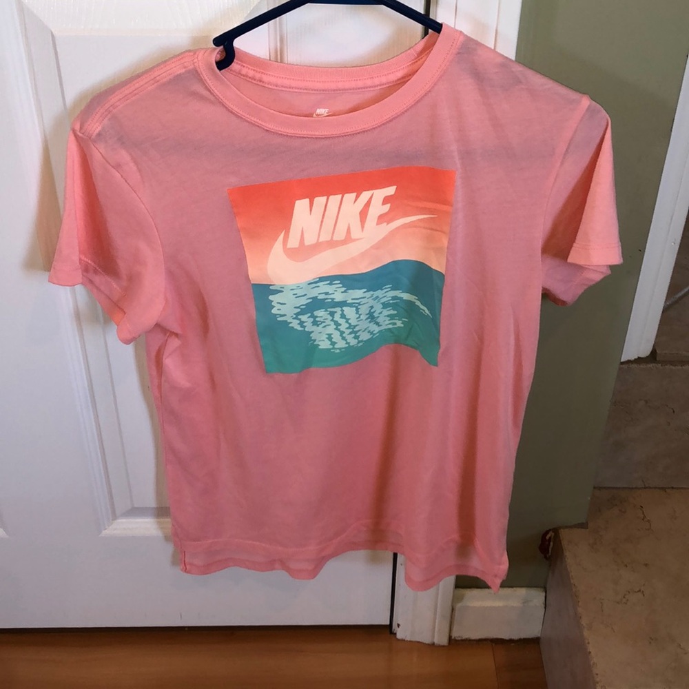 Nike Girls shirt sleeve T-shirt